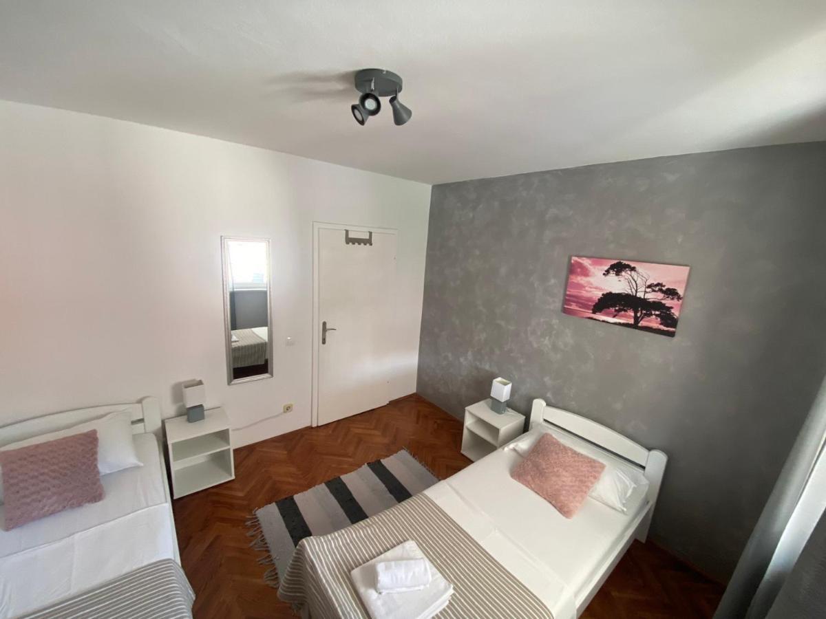 פרוי Family Beach Apartments מראה חיצוני תמונה