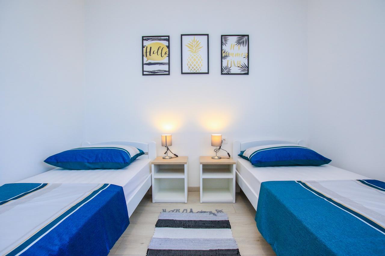 פרוי Family Beach Apartments מראה חיצוני תמונה